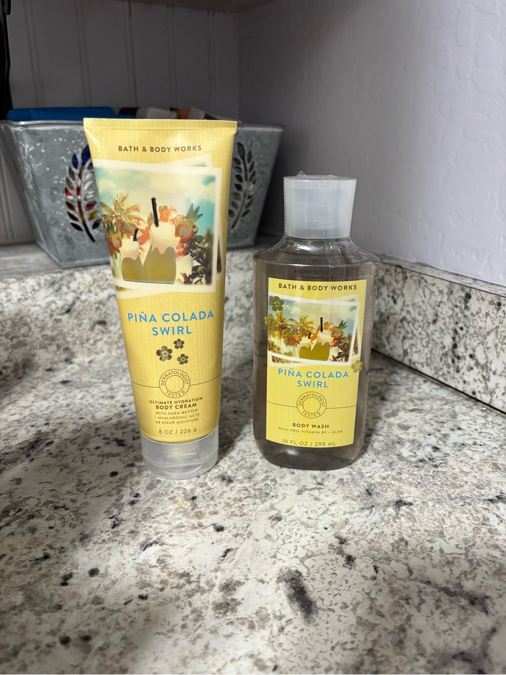 Bath & Body Works Pina Colada Swirl Set  NIP Retired